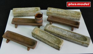 <font color=blue>1/35 Wooden & Stone Feed-Troughs 35% Sale</font>