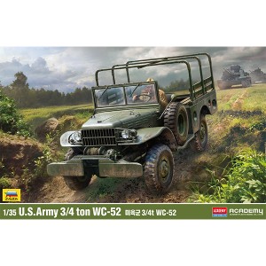 <font color=blue>1/35 US Army 3/4 tON wc-52</font>   