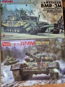 <font color=blue>1/35 BMR 3M+T-72AV Super Sale</font>