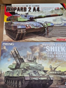 <font color=blue>1/35 Shilka_+ Leopard 2A4 Super Sale</font>