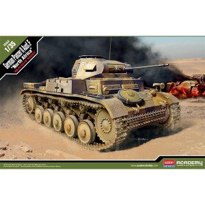 <font color=blue>1/35 German Panzer II Ausf.F North Africa 