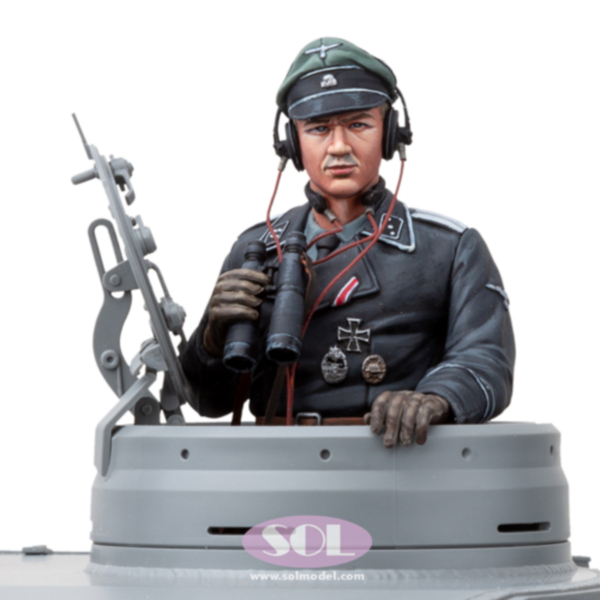 1/16 WWII German Tiger I Tank Commander, Resin Figure, Free Shipping By Airmail