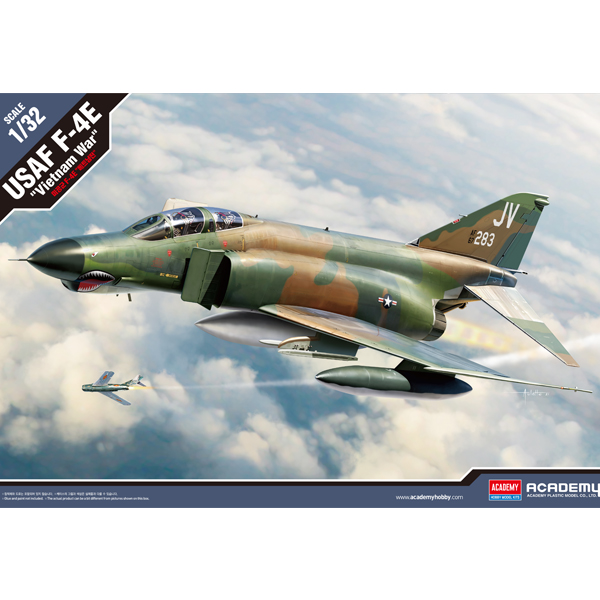 <font color=blue>1/32 USAF F-4E "Vietnam War" Limited Edition