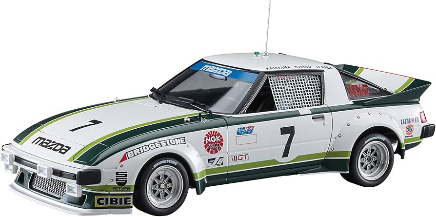 <font color=blue> 1/24 Mazda Savanna RX 7 SA22C  "1979 Portland Car no.77"