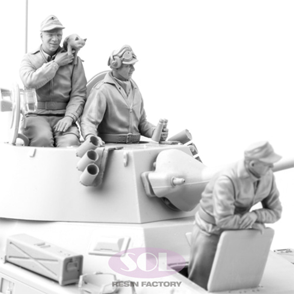 1/35 WWII German Sd.Kfz. 234/2 Crew Set, 3 Resin Figures