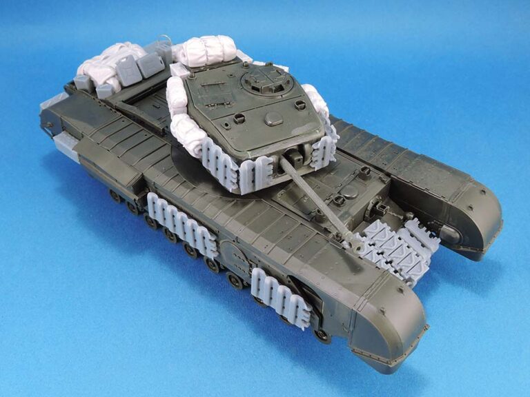 1/35 British Churchill Tank Stowage Set, Free Shipping By Air