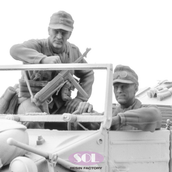 1/35 WWII Crew for German Kubelwagen, Free Shipping By Air