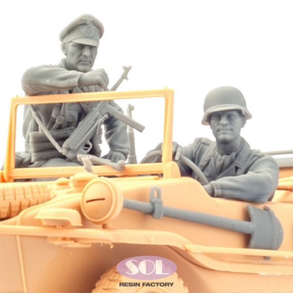 1/35 WWII Crew for German Schwimmwagen, Free Shipping By Air